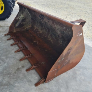 RIMAN EARTH BUCKET MOTOR CARRIER HITCH