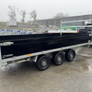 HENRA KP354020TR Tri-axle Tipper – 4.01 x 2.02 m – GVWR 3,500 kg