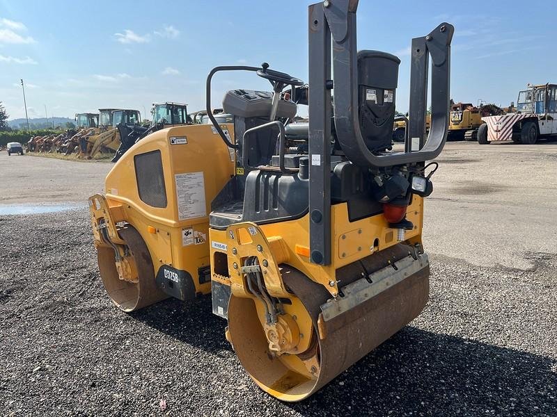 VOLVO DD25B Tandem Compactor – 2017 – Image 4