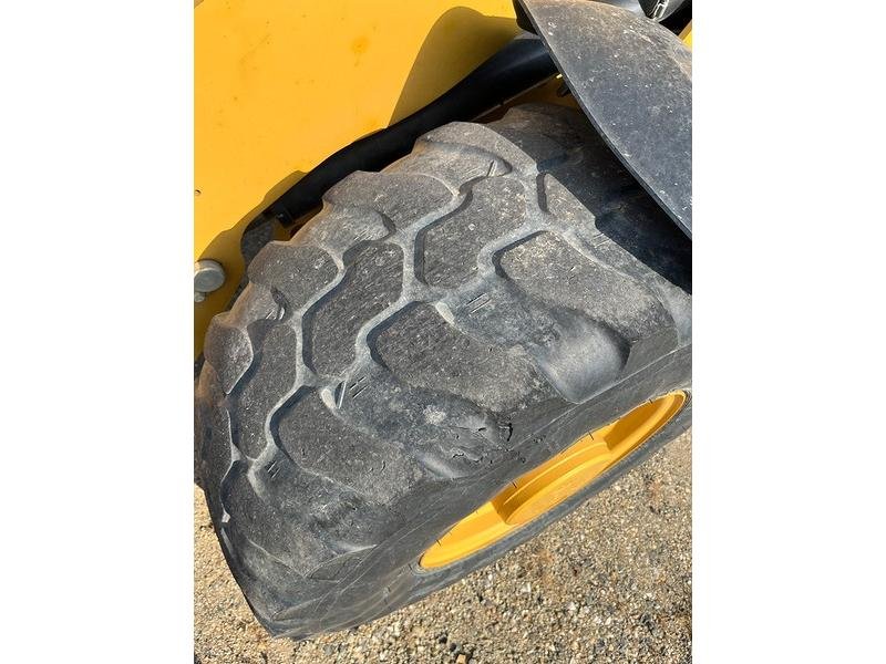 CATERPILLAR 906H Wheel Loader – 2011 – Image 9